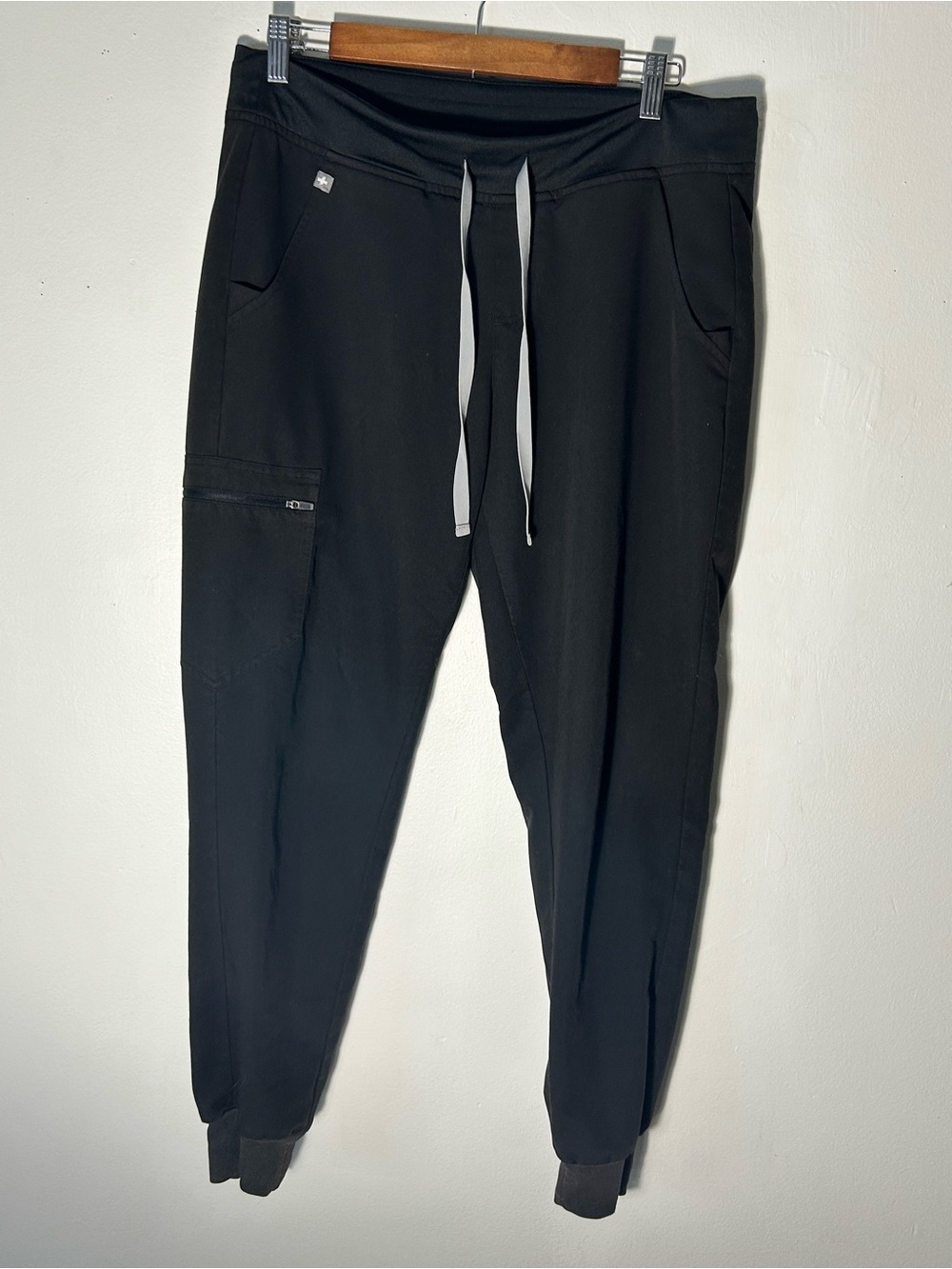 Figs women black joggers